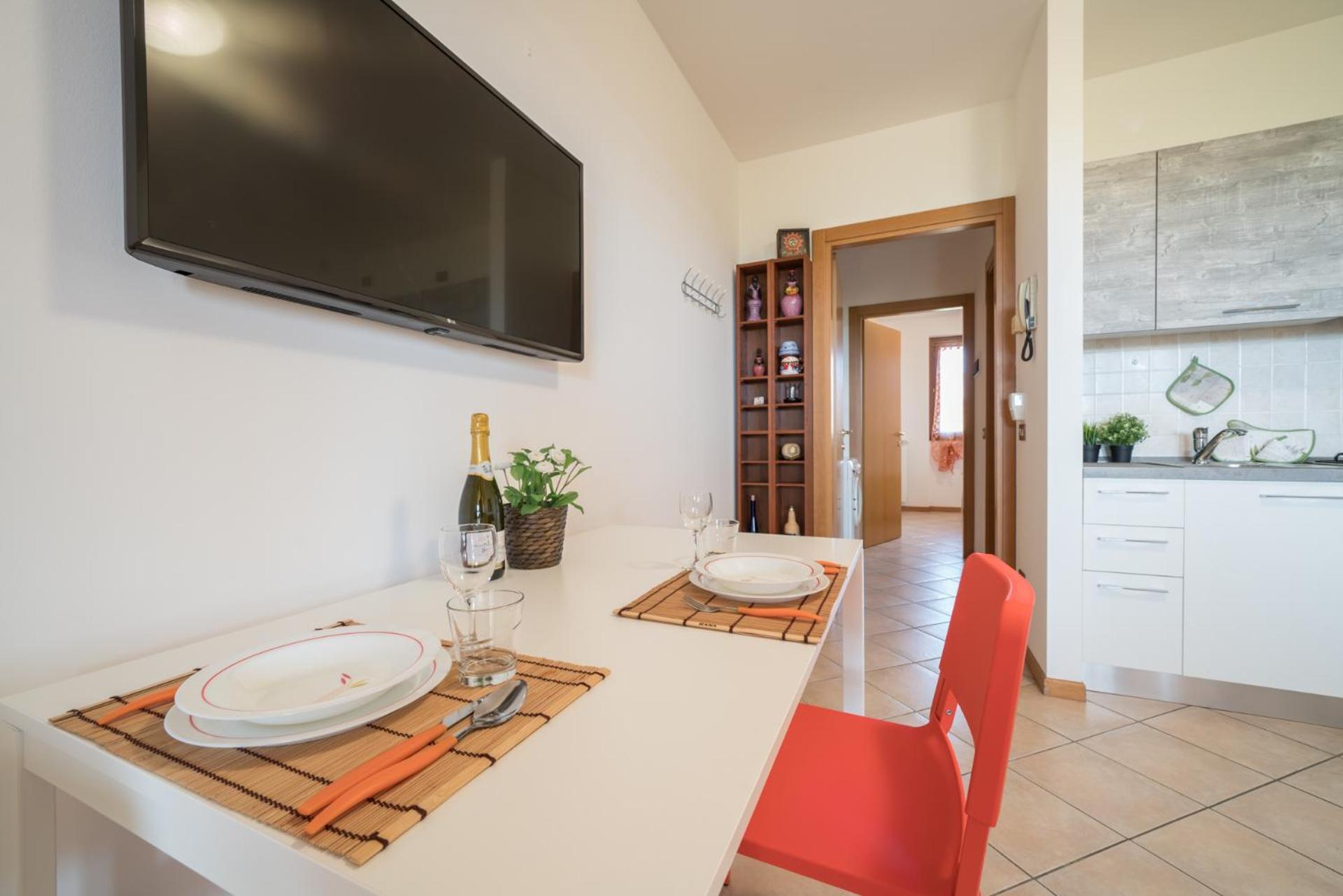Gardappartamenti - Cascinale With Terrace Desenzano del Garda Bagian luar foto